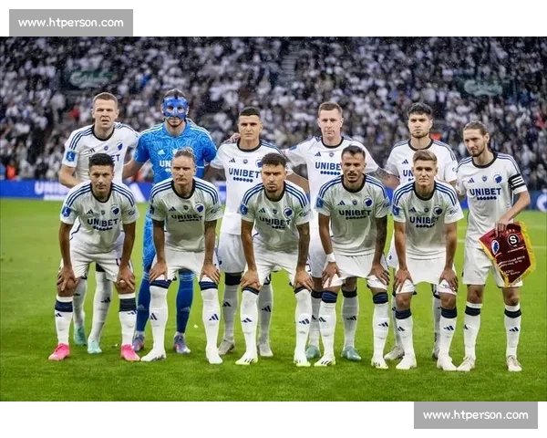 足球比赛免费版畅享高清直播与实时比分资讯大全精彩赛事互动平台 - 副本 - 副本 - 副本 (3)